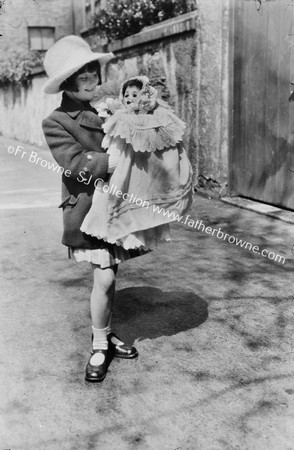 NORAH ASHE & 'BETTY' (AGED 9) 